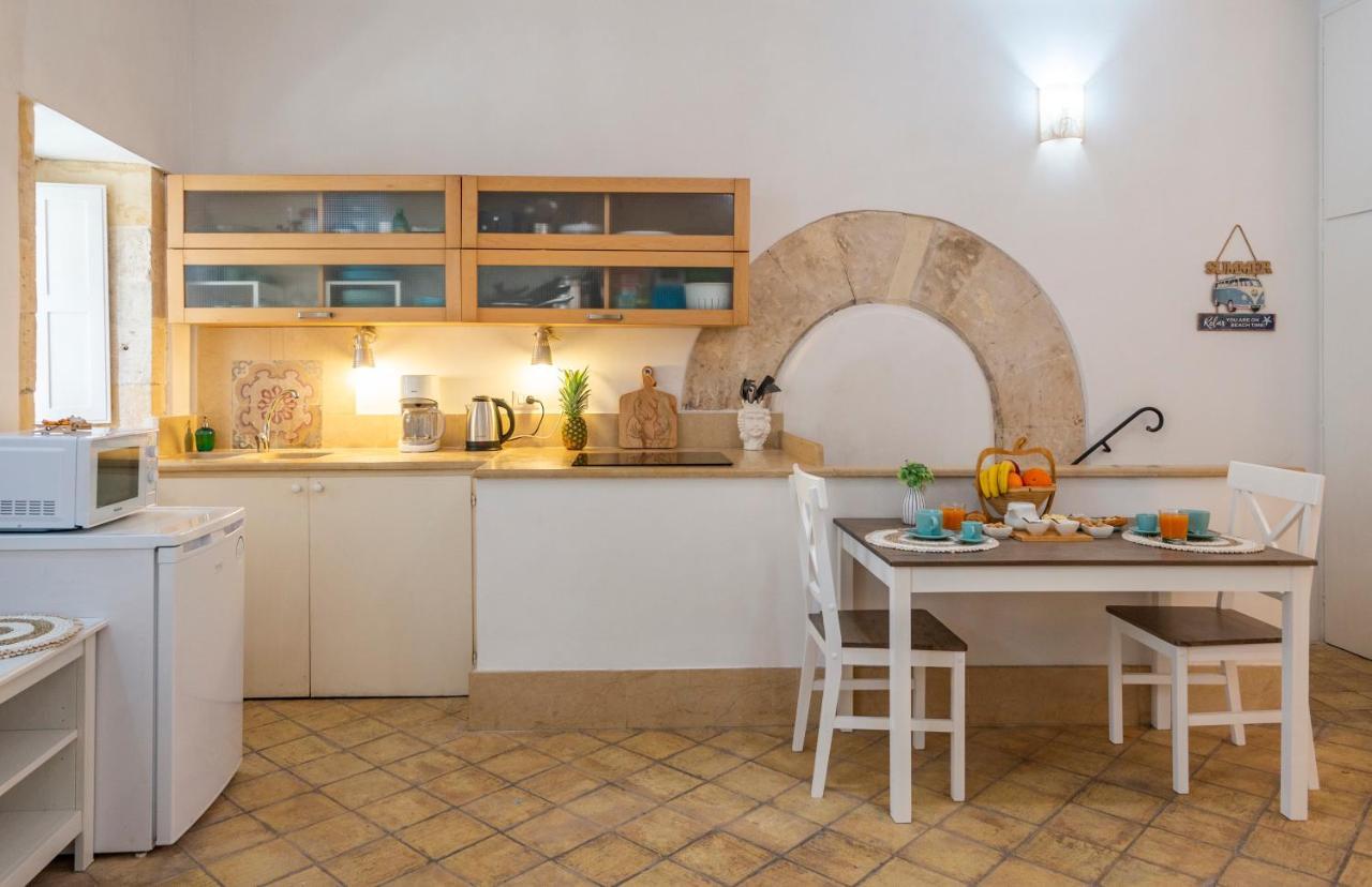 סירקוזה Marco'S House - Apartment Ortigia Wifi מראה חיצוני תמונה